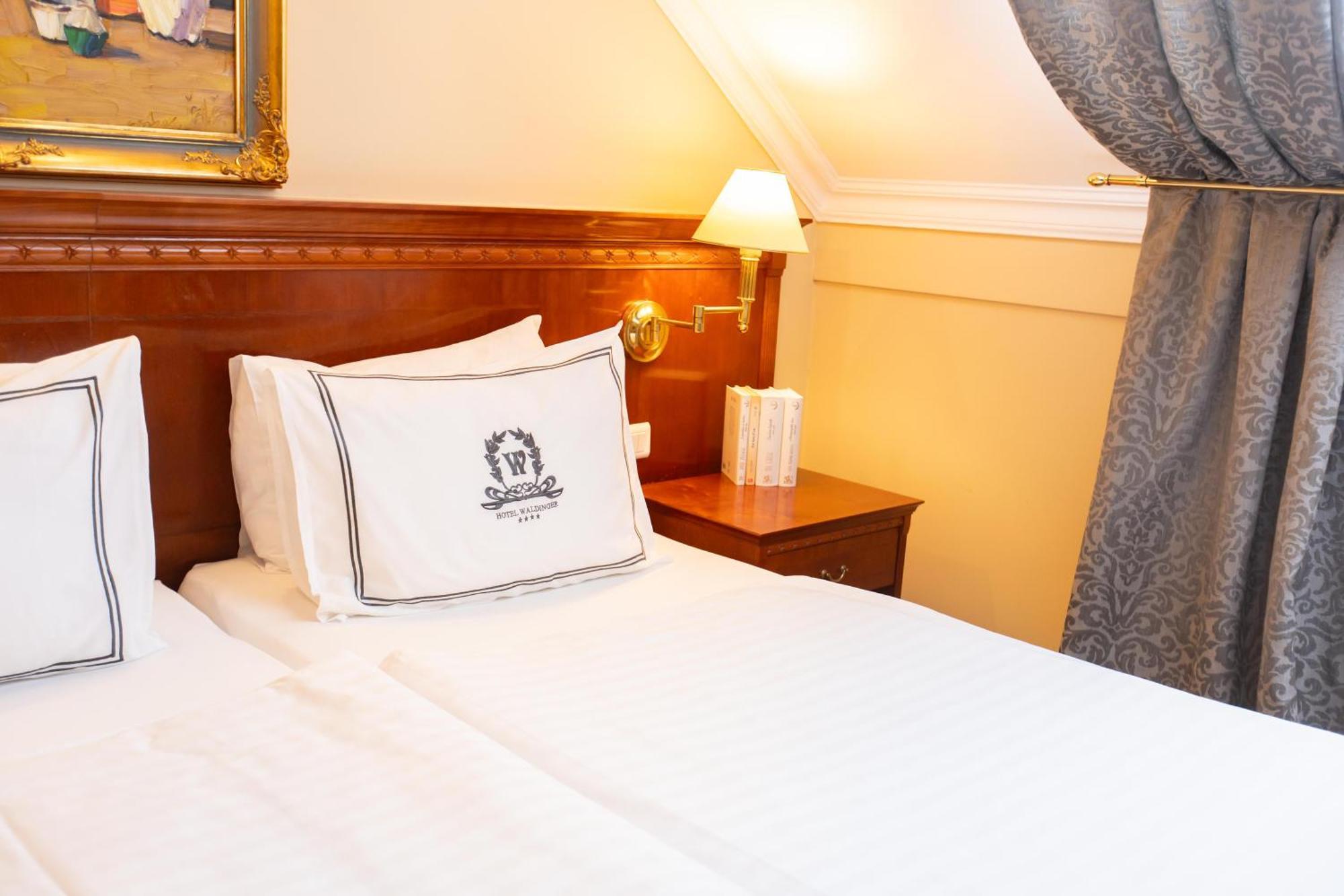 Hotel Waldinger Ösek Dış mekan fotoğraf