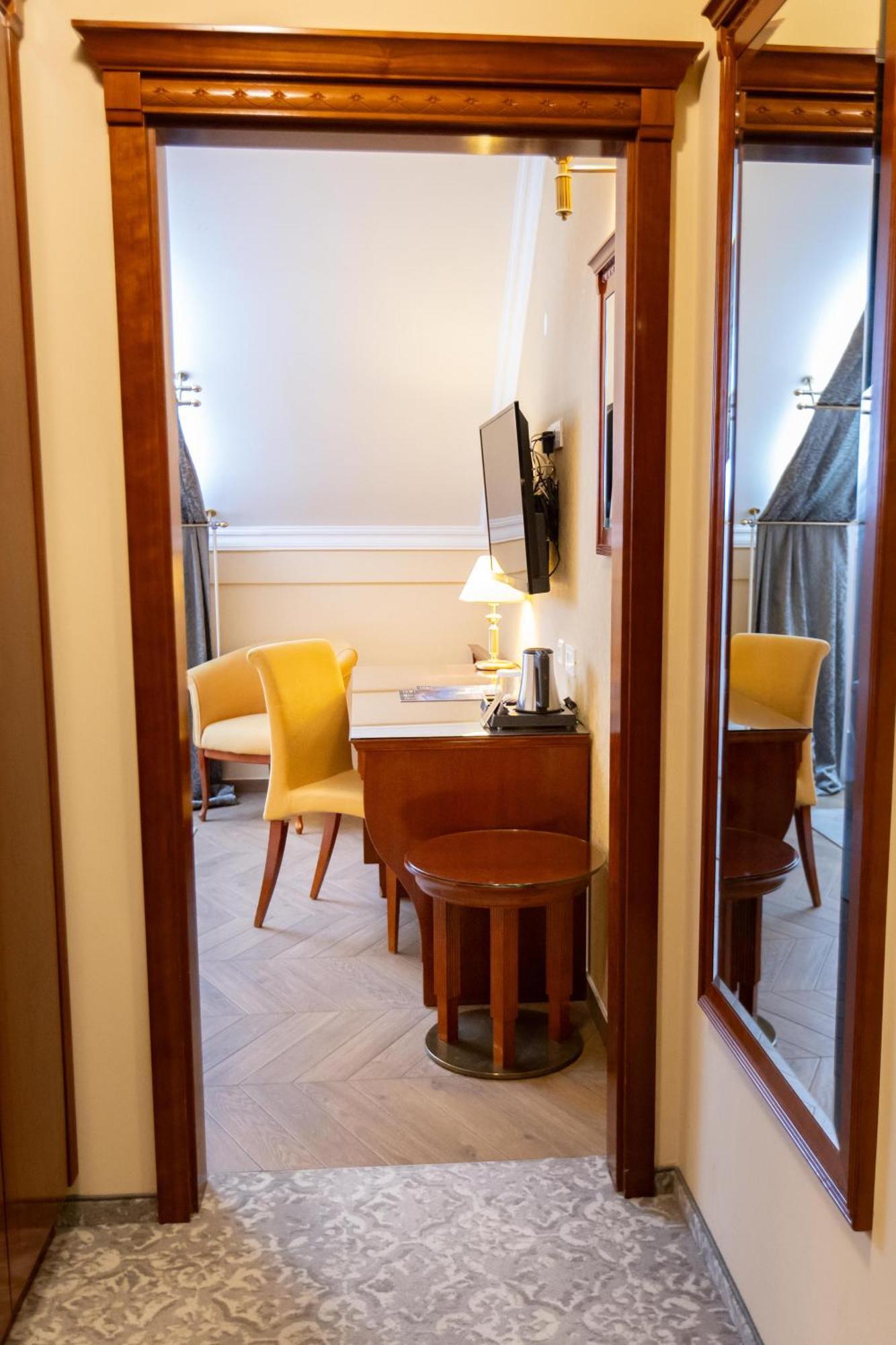 Hotel Waldinger Ösek Dış mekan fotoğraf