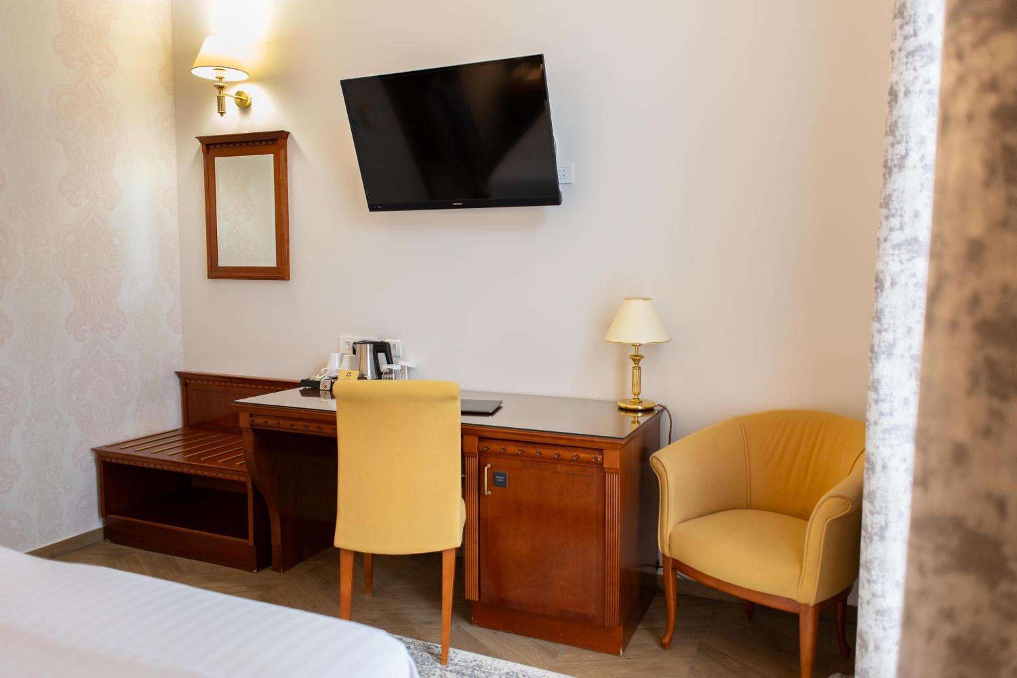 Hotel Waldinger Ösek Dış mekan fotoğraf