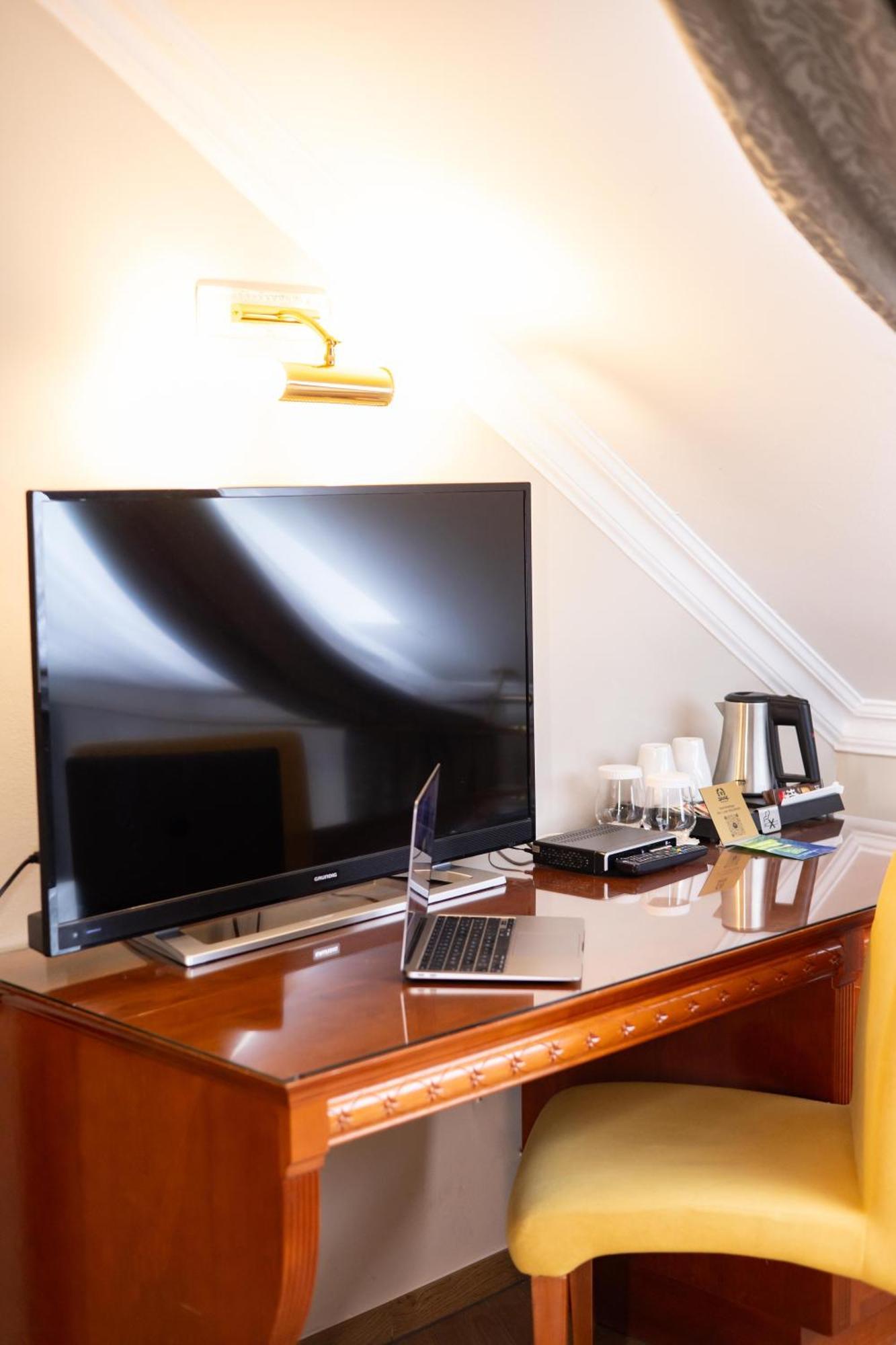 Hotel Waldinger Ösek Dış mekan fotoğraf