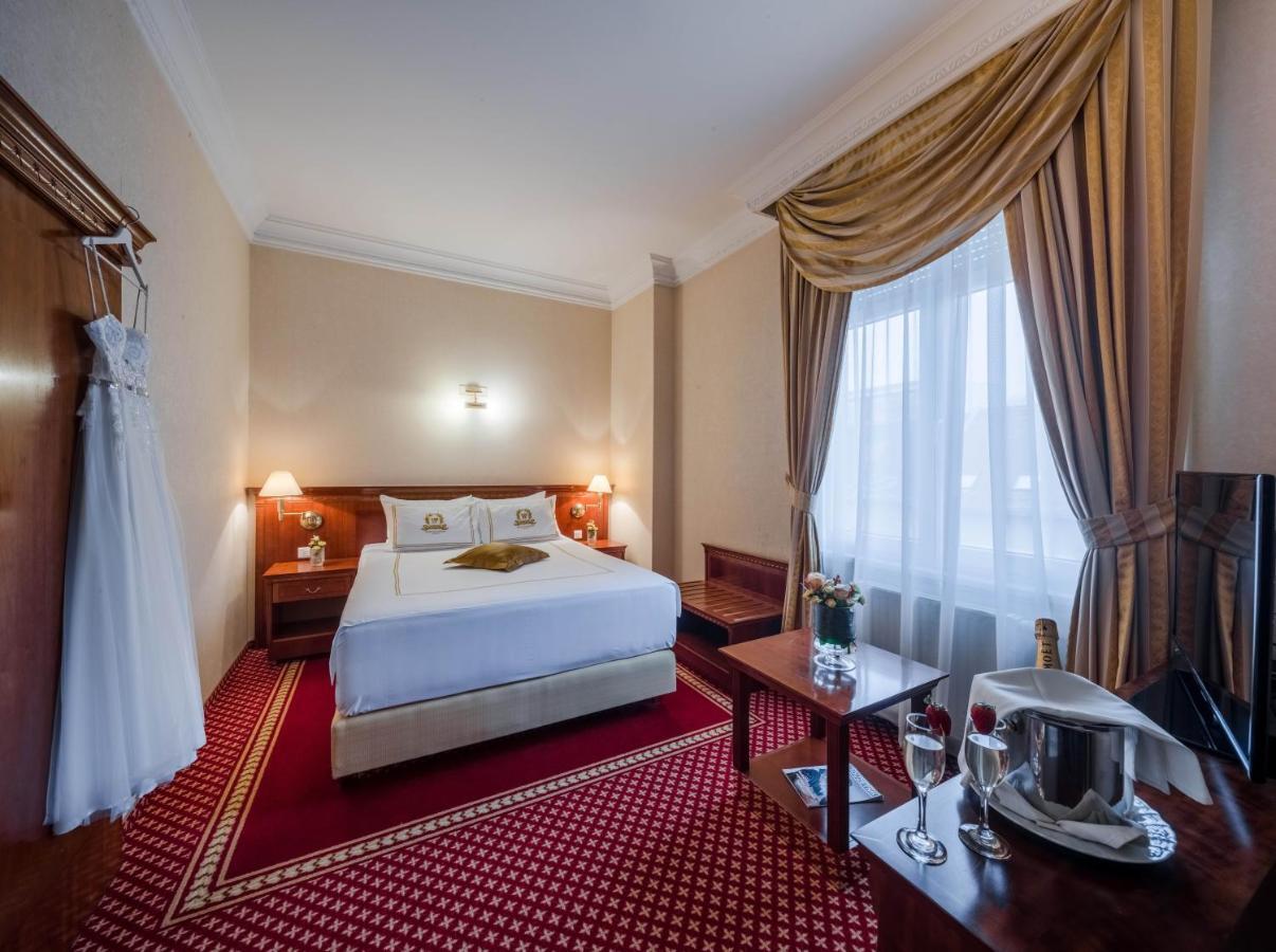 Hotel Waldinger Ösek Dış mekan fotoğraf